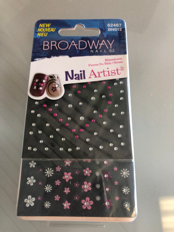 Kiss Broadway nails  Nail Artist Rhinestones  150 st BNS12